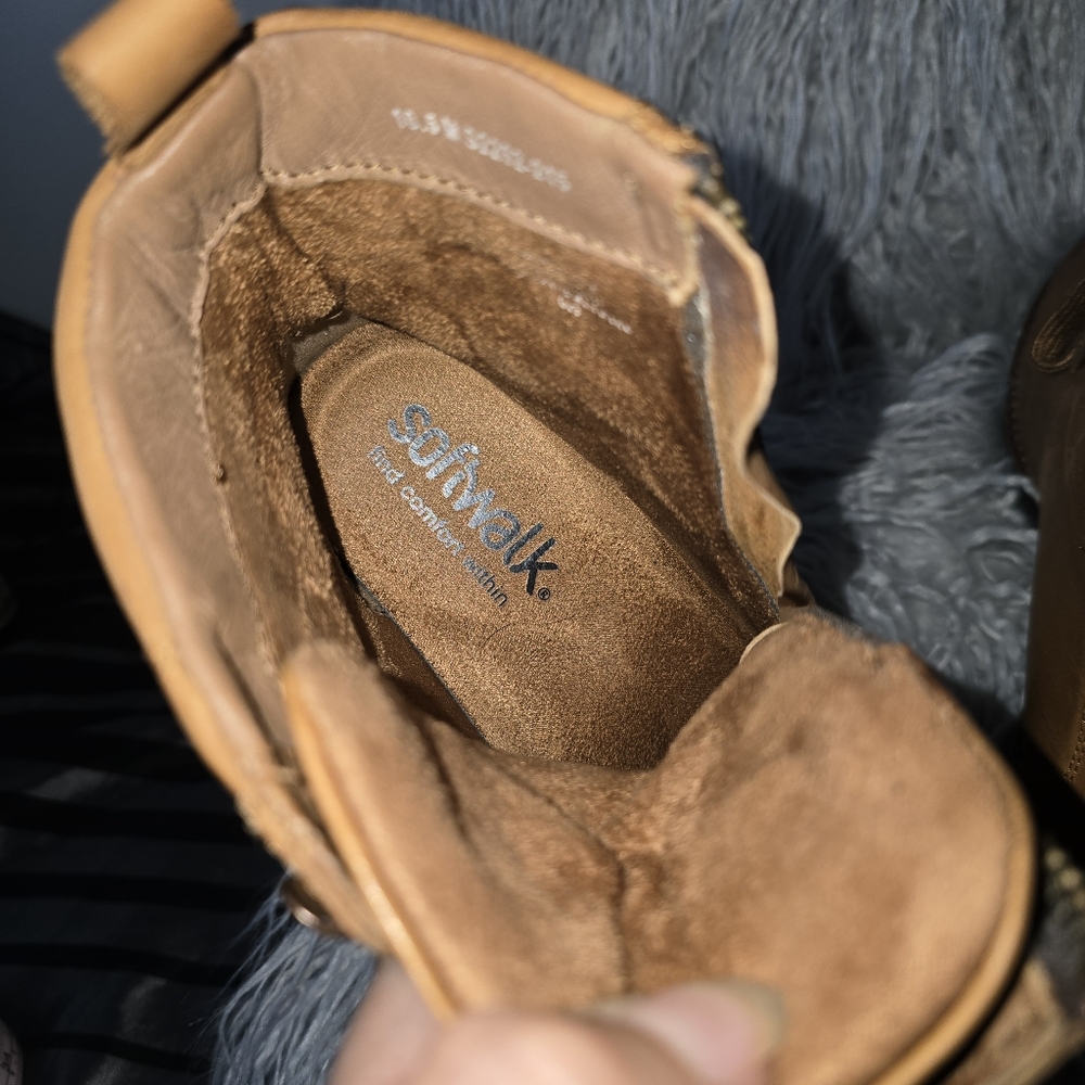 Softwalk Women's Brown Leather Boots - Picture 7 of 12